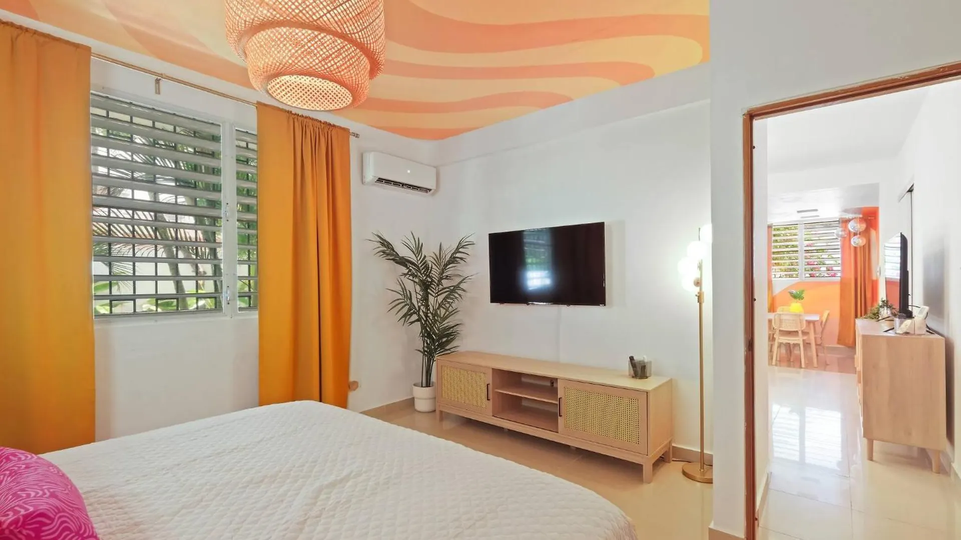 San Juan Apartment Steps Away From The Beach San Juan